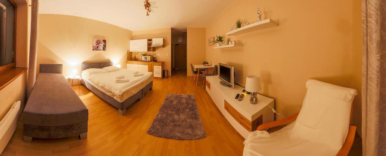 Apartmany Fatrapark 1 S Wellnessom Hrabovska Dolina Ruzomberok Exterior photo