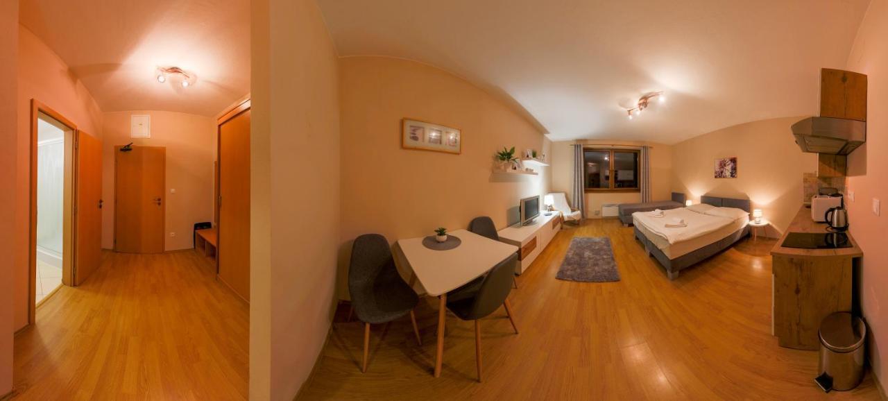 Apartmany Fatrapark 1 S Wellnessom Hrabovska Dolina Ruzomberok Exterior photo